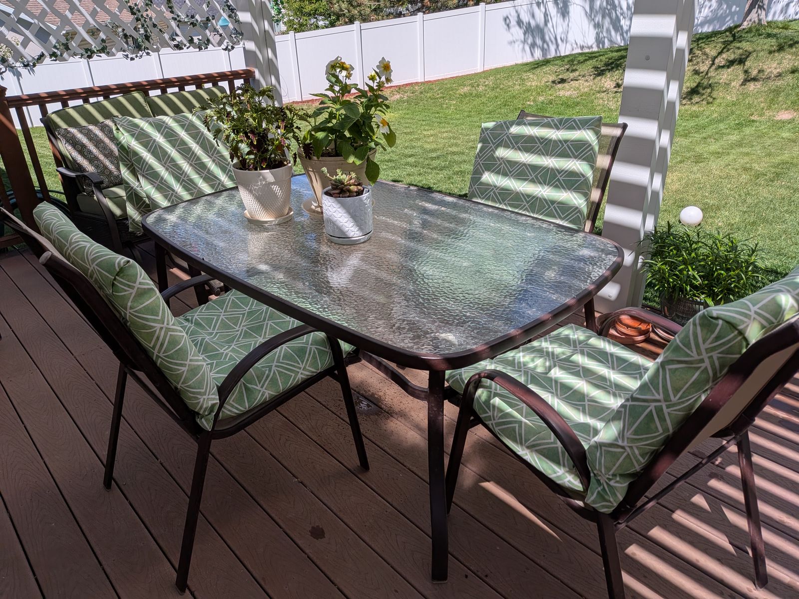 Patio table and 4 chairs