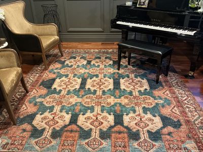 8 x 10 Multicolor Rug, Like New