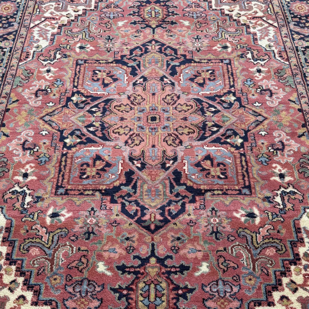 Karastan Rug 5.9 x 9, Heriz Serapi #726, Wool