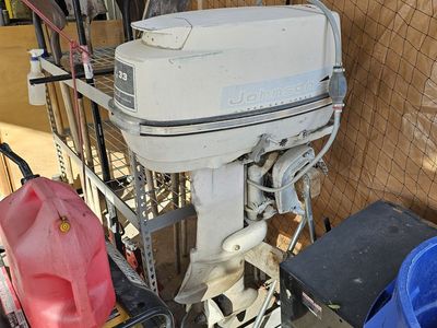 33 hp 2 stroke boat motor