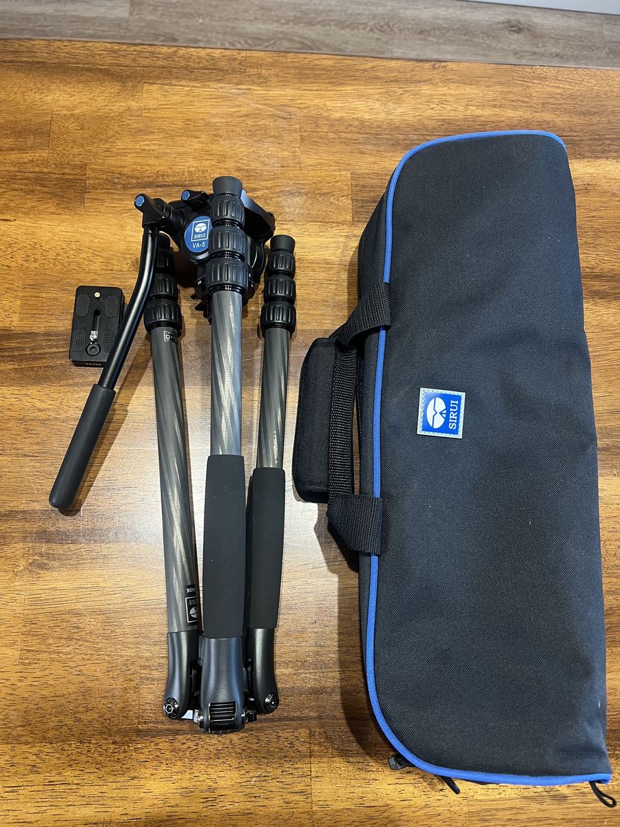 Sirui T-024SK VA-5 Carbon Fiber Tripod Kit