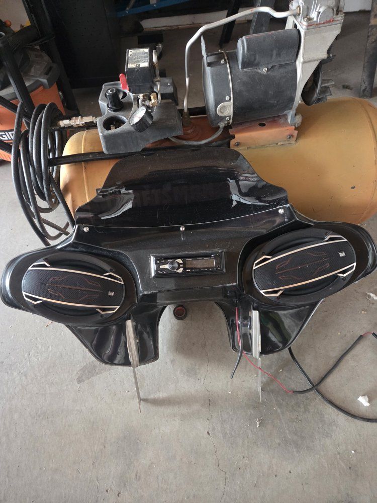 Motorcycle Batwing Fairing with Dual Speakers & Stereo - Black, Universal Fit