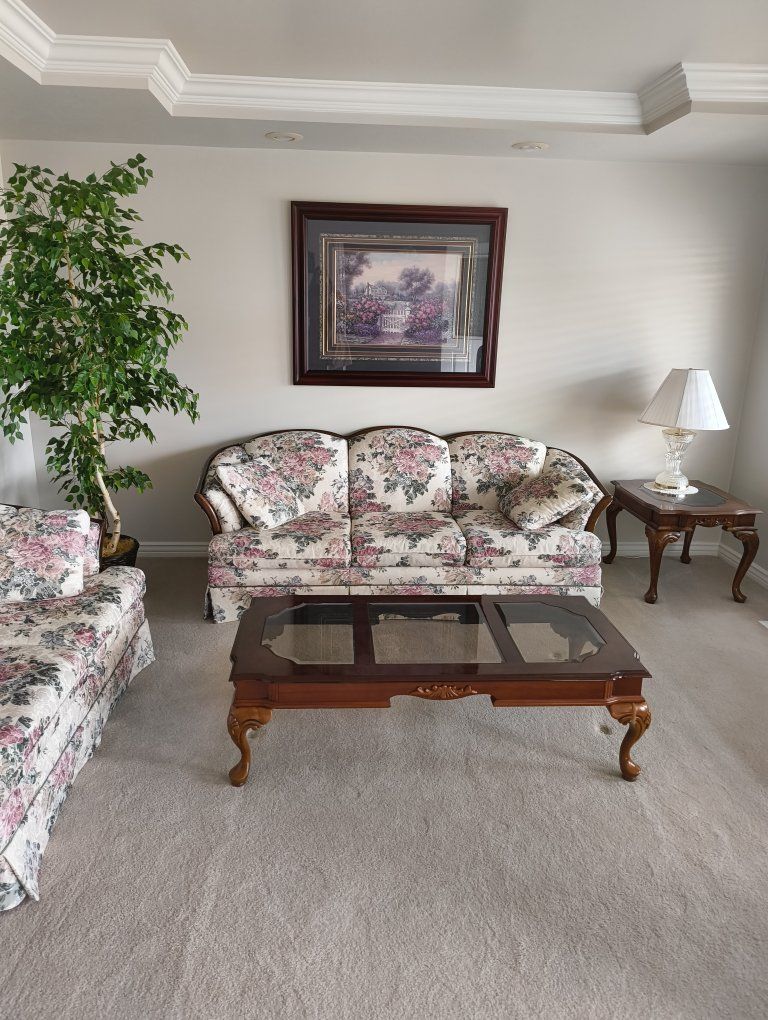 Complete living room furniture!