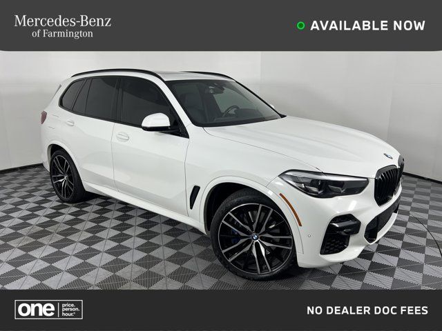 2022 BMW X5 M50i