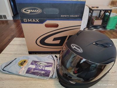 Motorcycle Helmet G Max Medium
