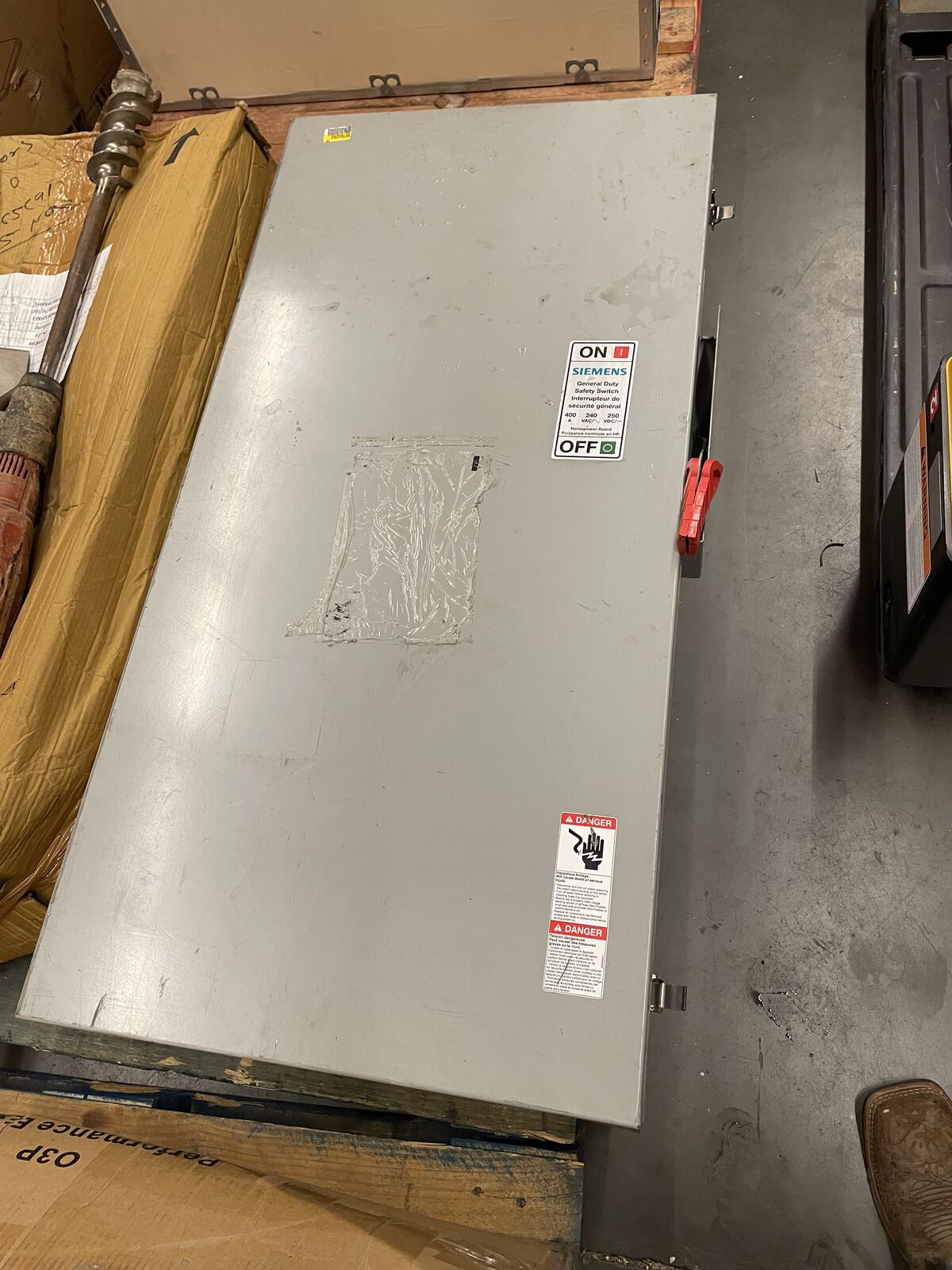 New Siemens 400A Safety Switch Service Disconnect