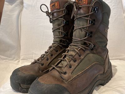 Irish Setter men’s size 11 brown Leather/green camel Gore-Tex insulated hunting boots