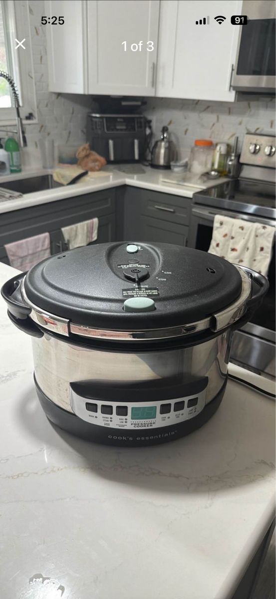 Cook's Essentials Programmable Pressure Cooker Stainless Steel