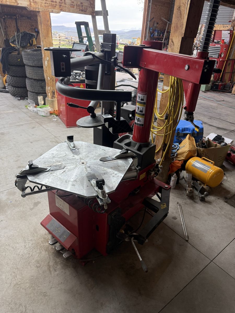 Tire machine and balancer