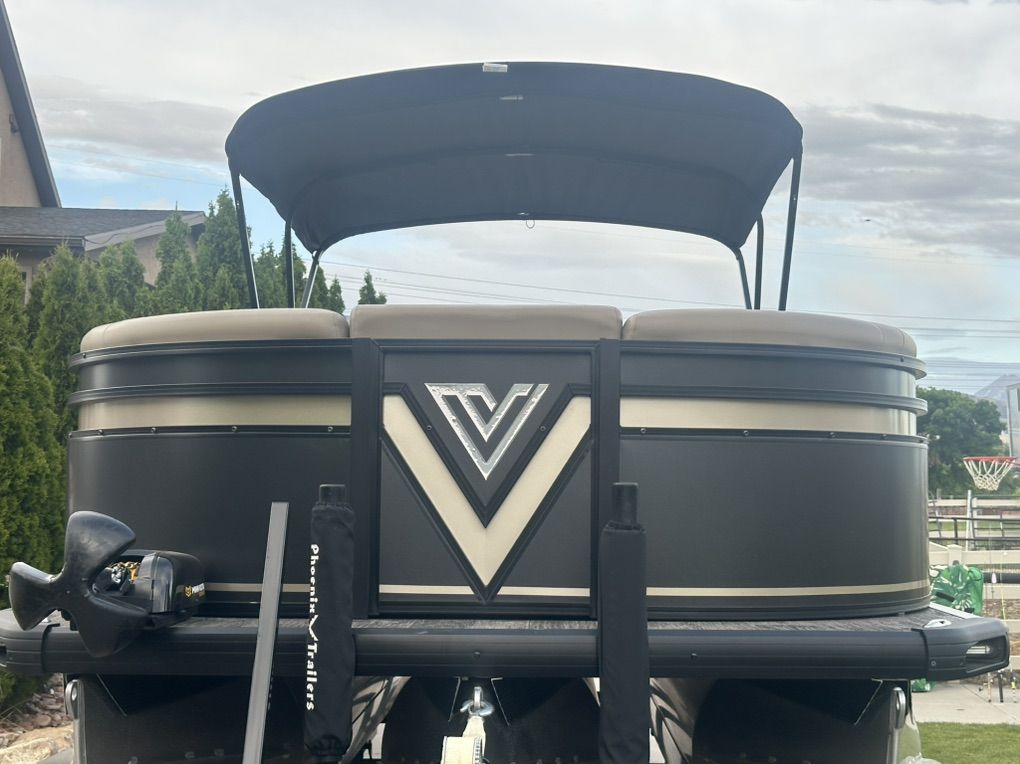 2025 Viaggio Lago X24R, Merc Pro XS 300