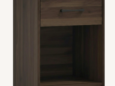 NEW Mainstays Ardent Nightstand with 1 Drawer, Dark Walnut