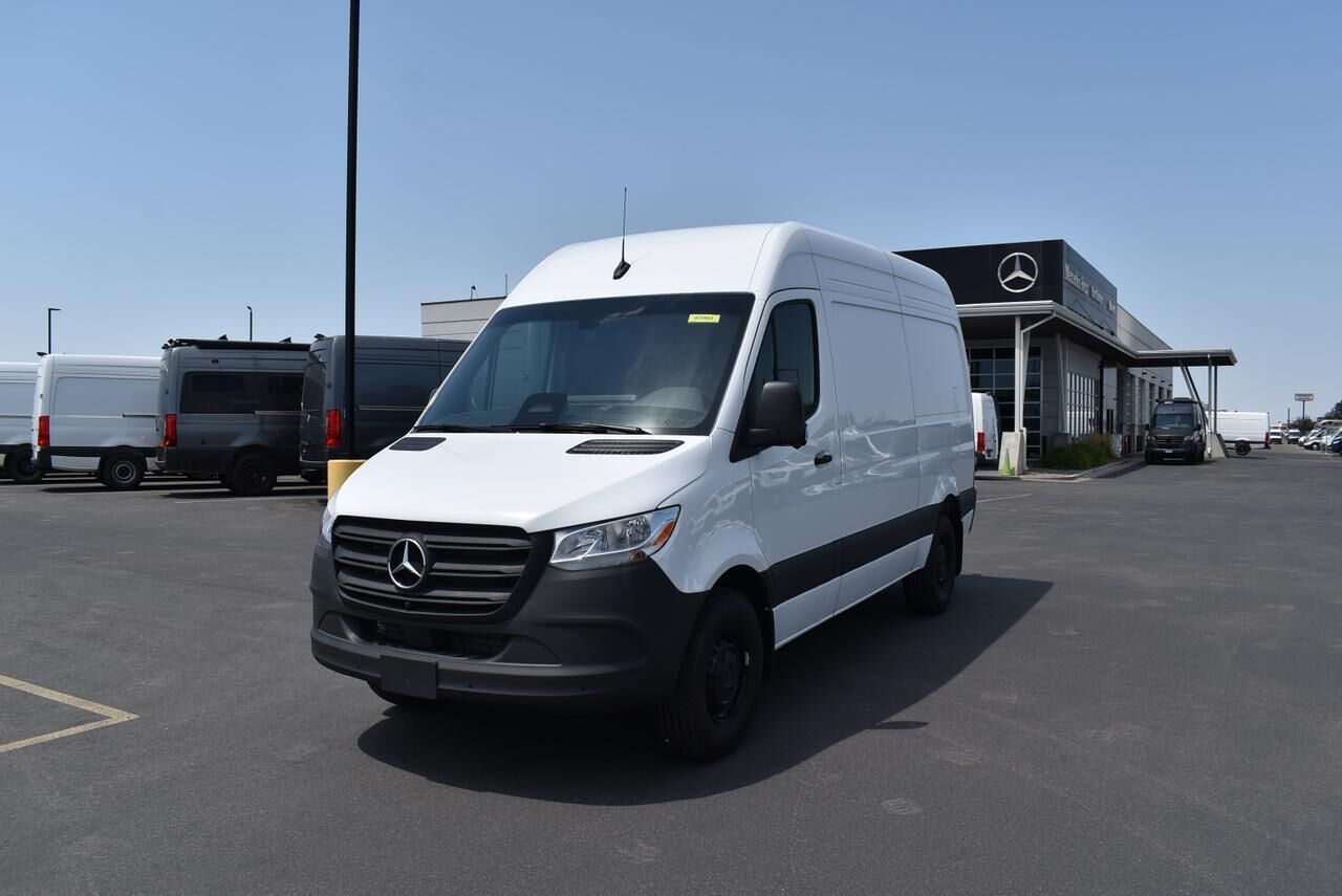 2025 Mercedes-Benz Sprinter 2500