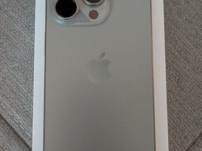 Apple iPhone 15 Pro 128GB - Natural Titanium - Unlocked w/ 4 Cases & 3 Screen Protectors