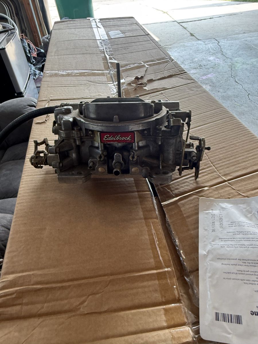 Edelbrock Performer Series 4-Barrel Carburetor - Used, Good Condition