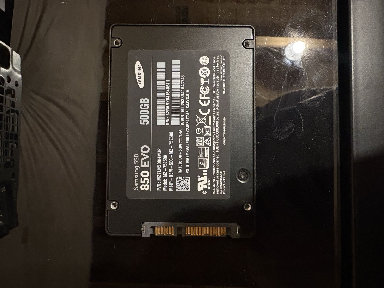 Samsung 850 EVO 500GB 2.5-inch SATA III Internal Solid State Drive SSD