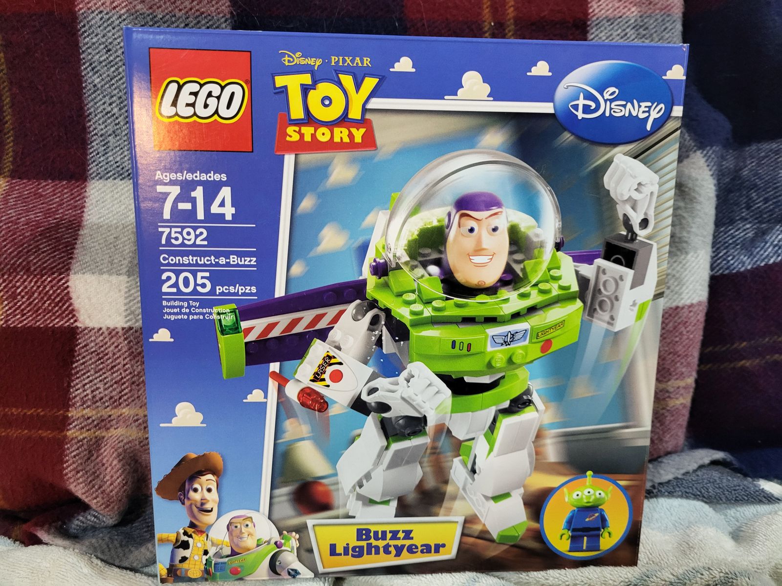 LEGO TOY STORY CONSTRUCT A BUZZ  2010 ISSUE