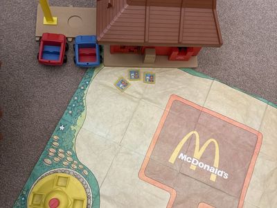 1974 Playskool McDonalds Restaurant Toy