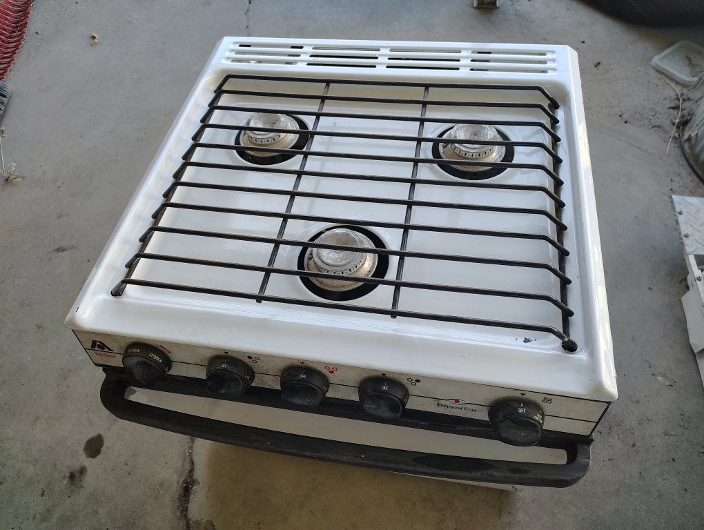 RV camper oven range stove, works
