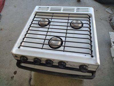 RV camper oven range stove, works