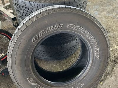 Toyo H/T Open Country 255/70-16 set of 4