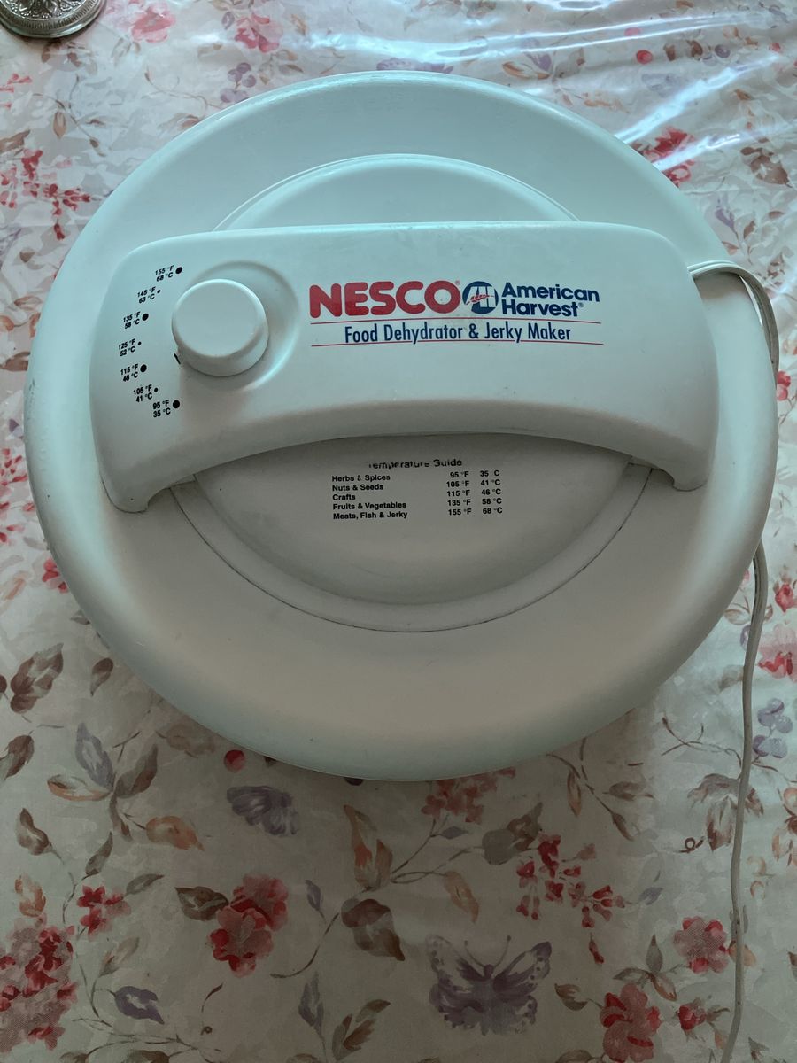 NESCO American Harvest Food Dehydrator & Jerky Maker with Temperature Guide