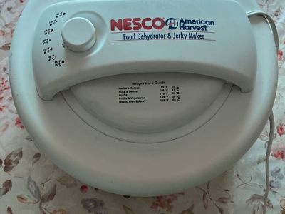 NESCO American Harvest Food Dehydrator & Jerky Maker with Temperature Guide