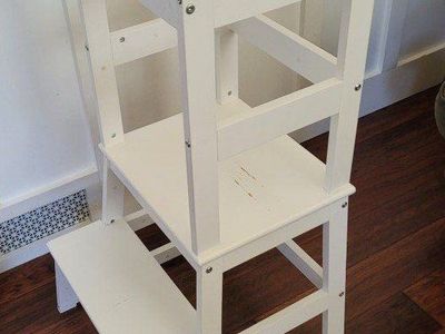 Toddler tower learning stool