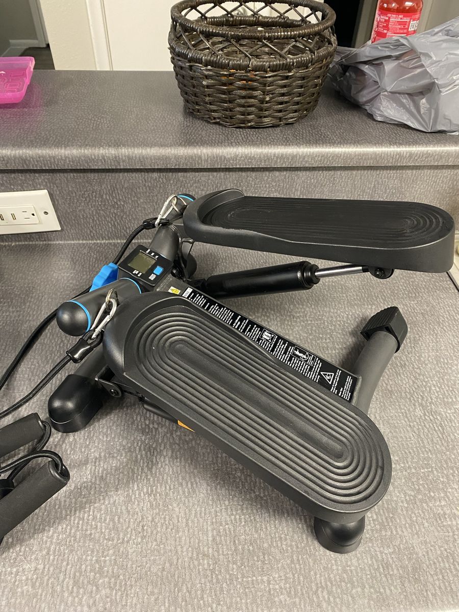 Step exercise machine