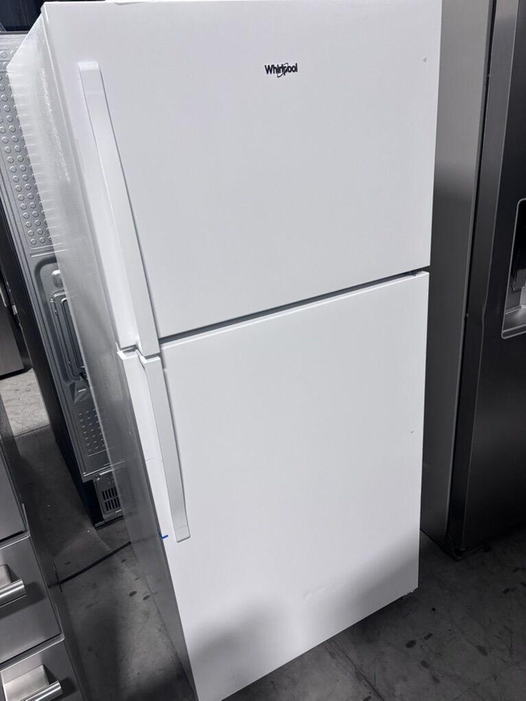 Whirlpool 30in.18cu.ft Top Freezer Refrigerator