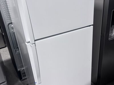 Whirlpool 30in.18cu.ft Top Freezer Refrigerator