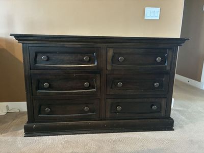 Baby Appleseed Davenport 6-Drawer Double Dresser – Espresso Finish ($300 OBO)