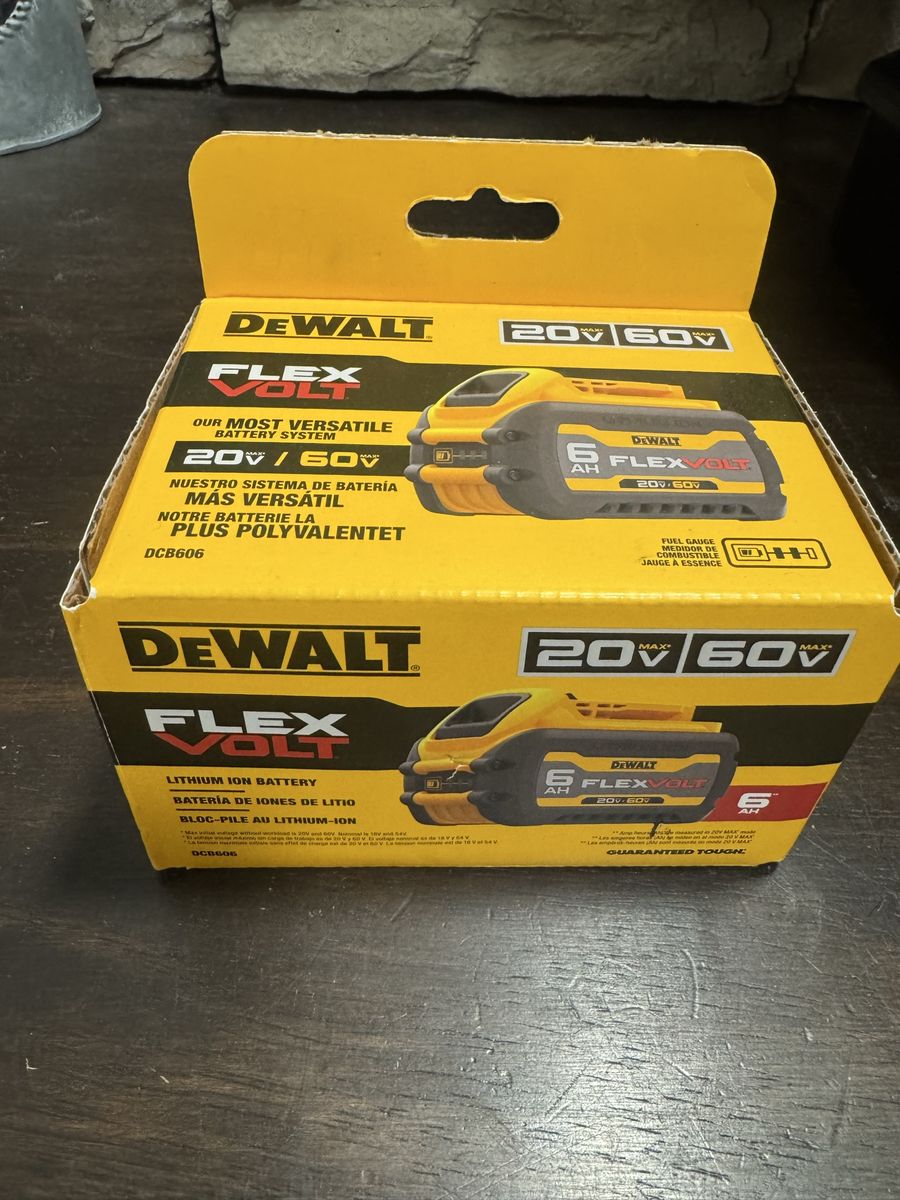 DEWALT FLEXVOLT 20V/60V MAX 6.0Ah Lithium Ion Battery DCB606