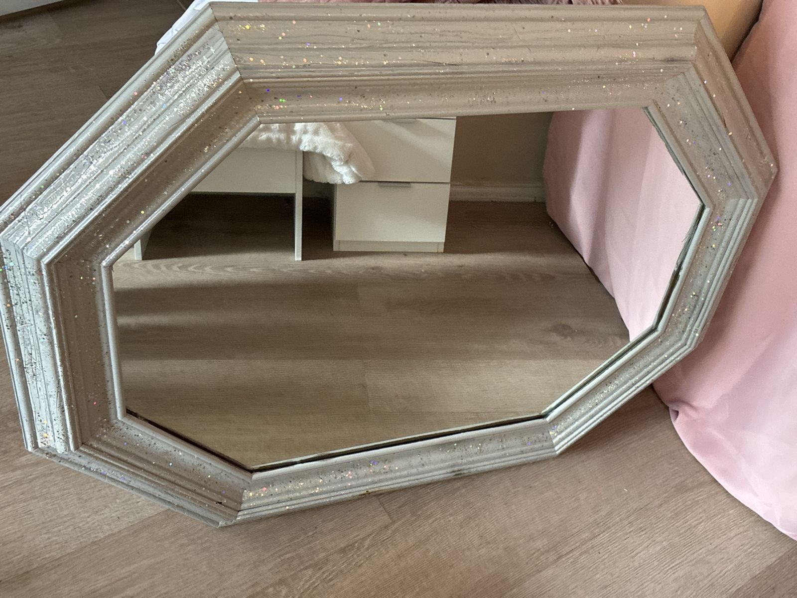 Unique Octagonal Wall Mirror with Glitter Accents - Chic Home Decor