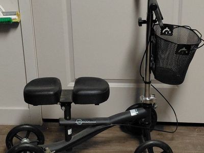 KneeRover Knee Scooter Walker with Basket Highly Adjustable For Either Leg.