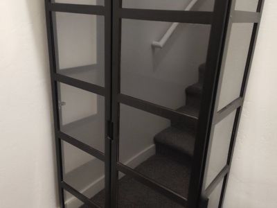 display case