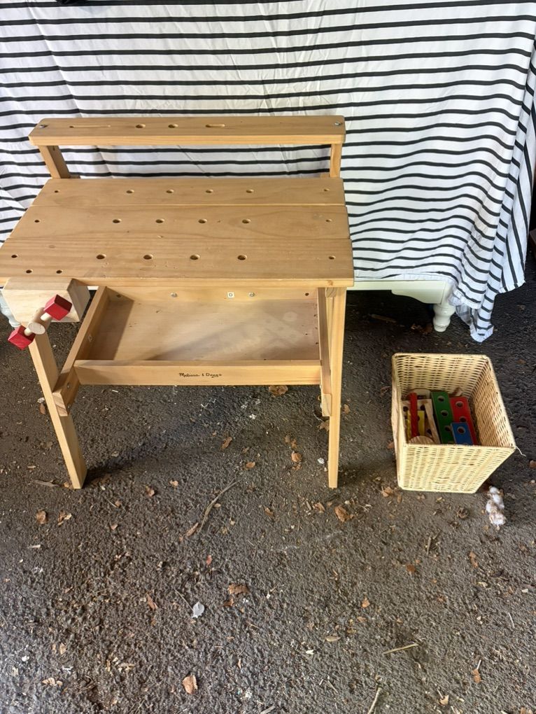 Main image 6