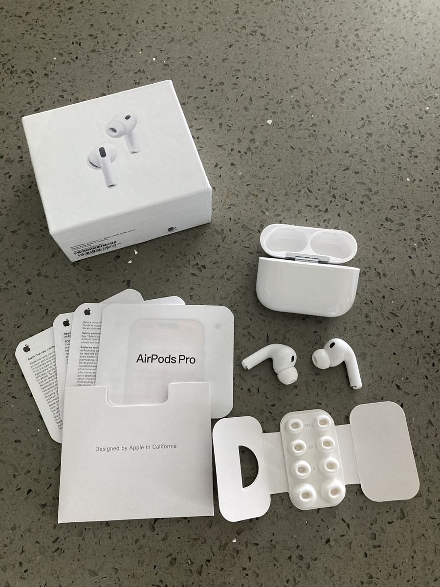 Apple AirPods Pro 3 with MagSafe Charging Case - White, New