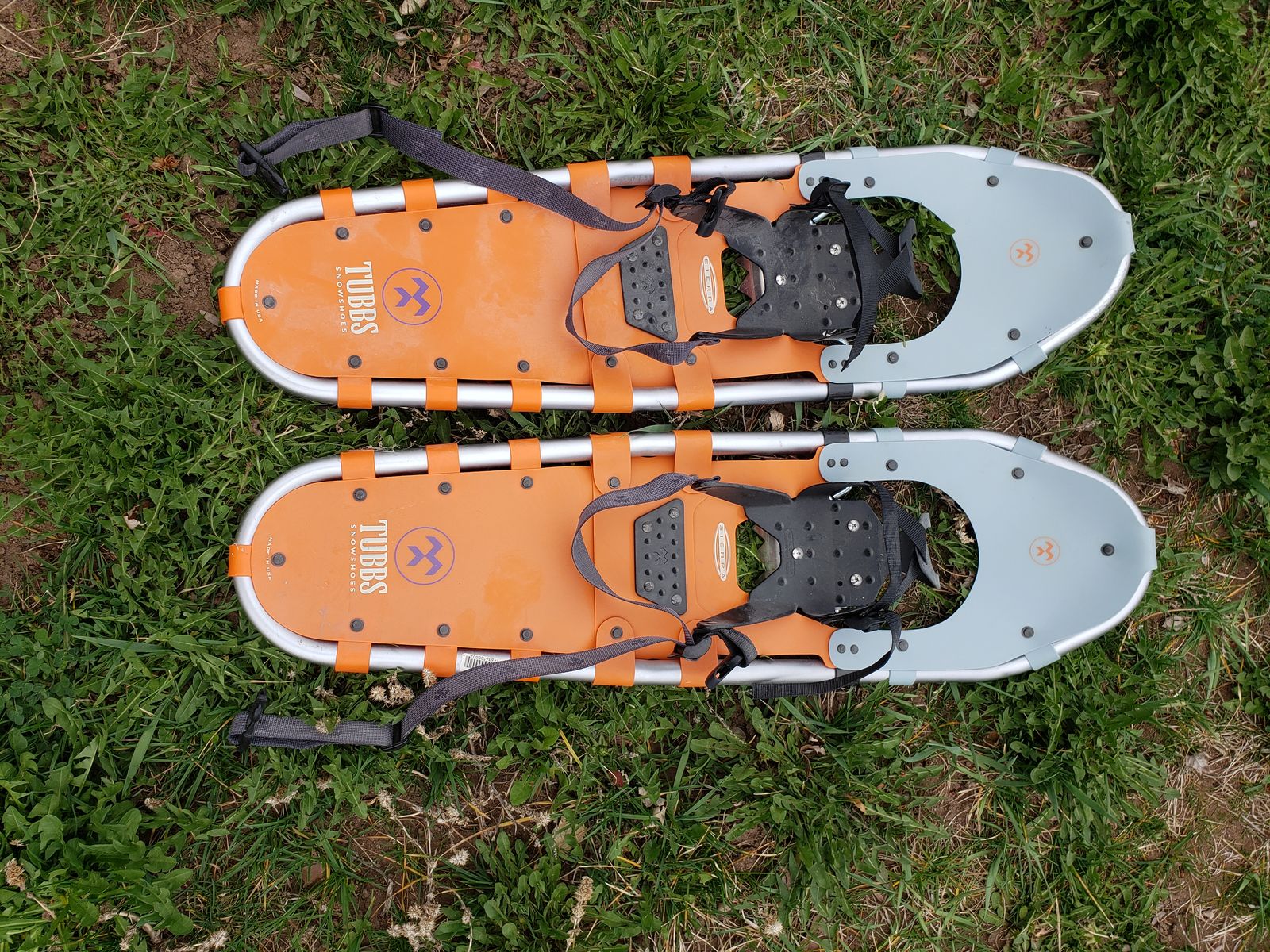 Tubbs snowshoes 9 by 32