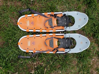 Tubbs snowshoes 9 by 32