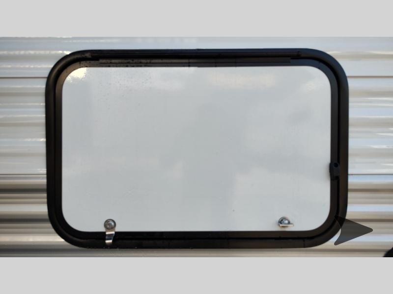 Main image 18