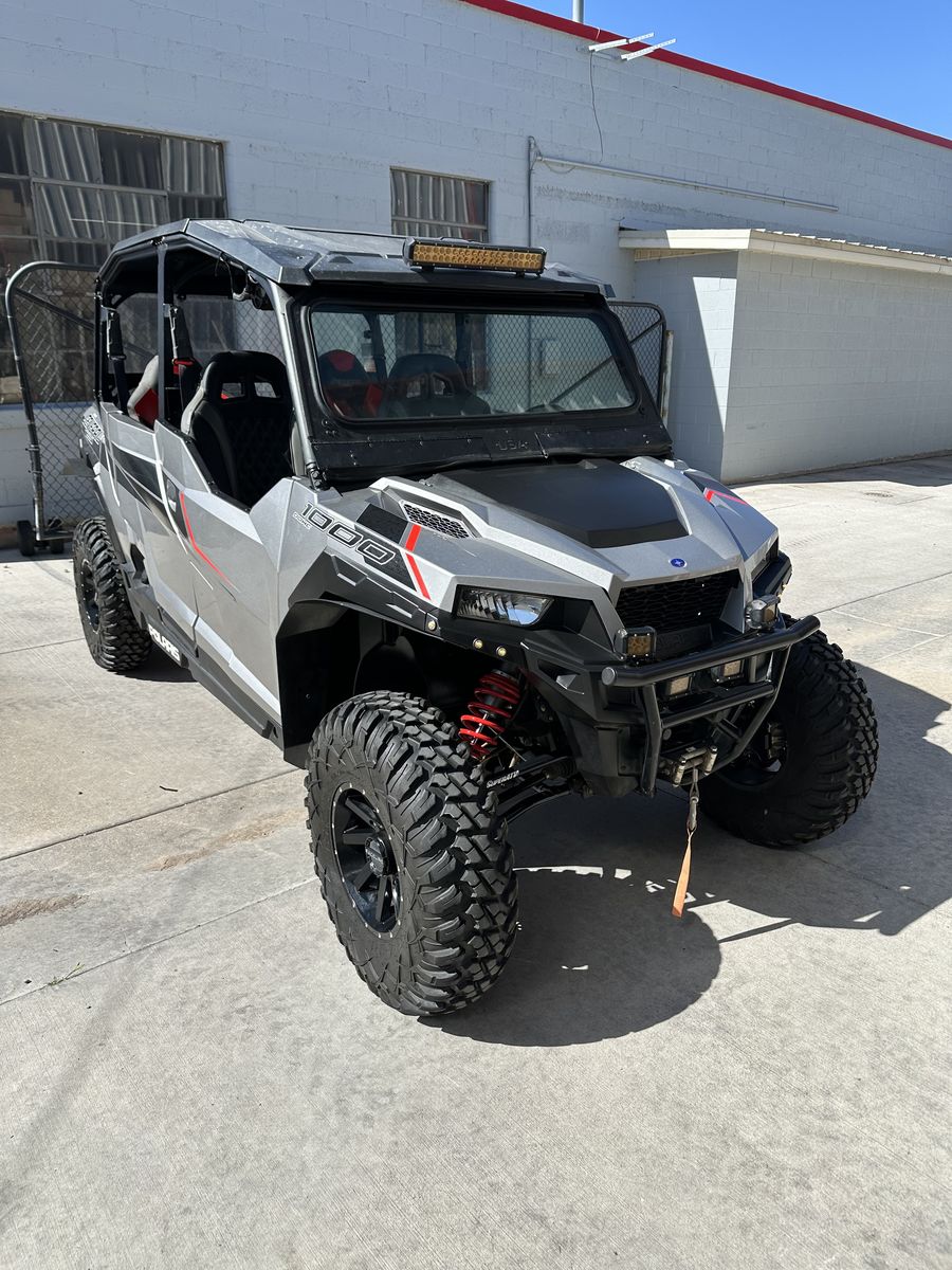 2017 POLARIS GENERAL 4 1000