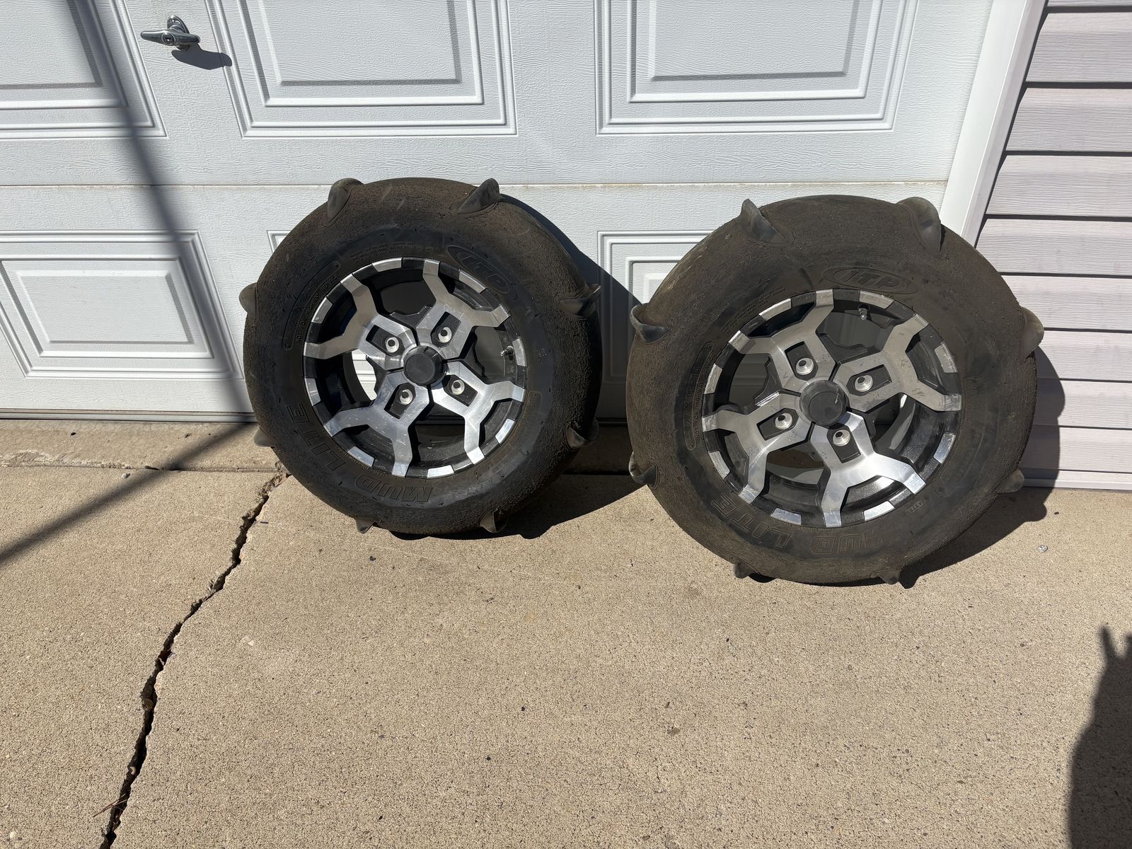 14 Paddle Tires And Wheels
