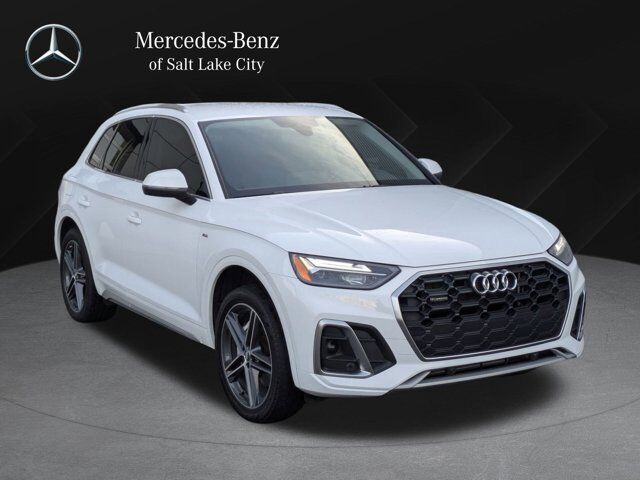 2022 Audi Q5 e quattro S line Premium 55 TFSI