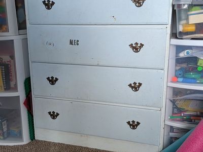 Free dresser