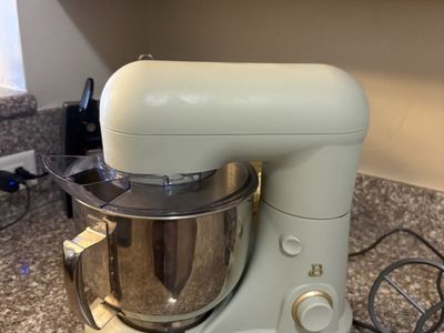 5.3qt Beautiful Stand Mixer (for parts)