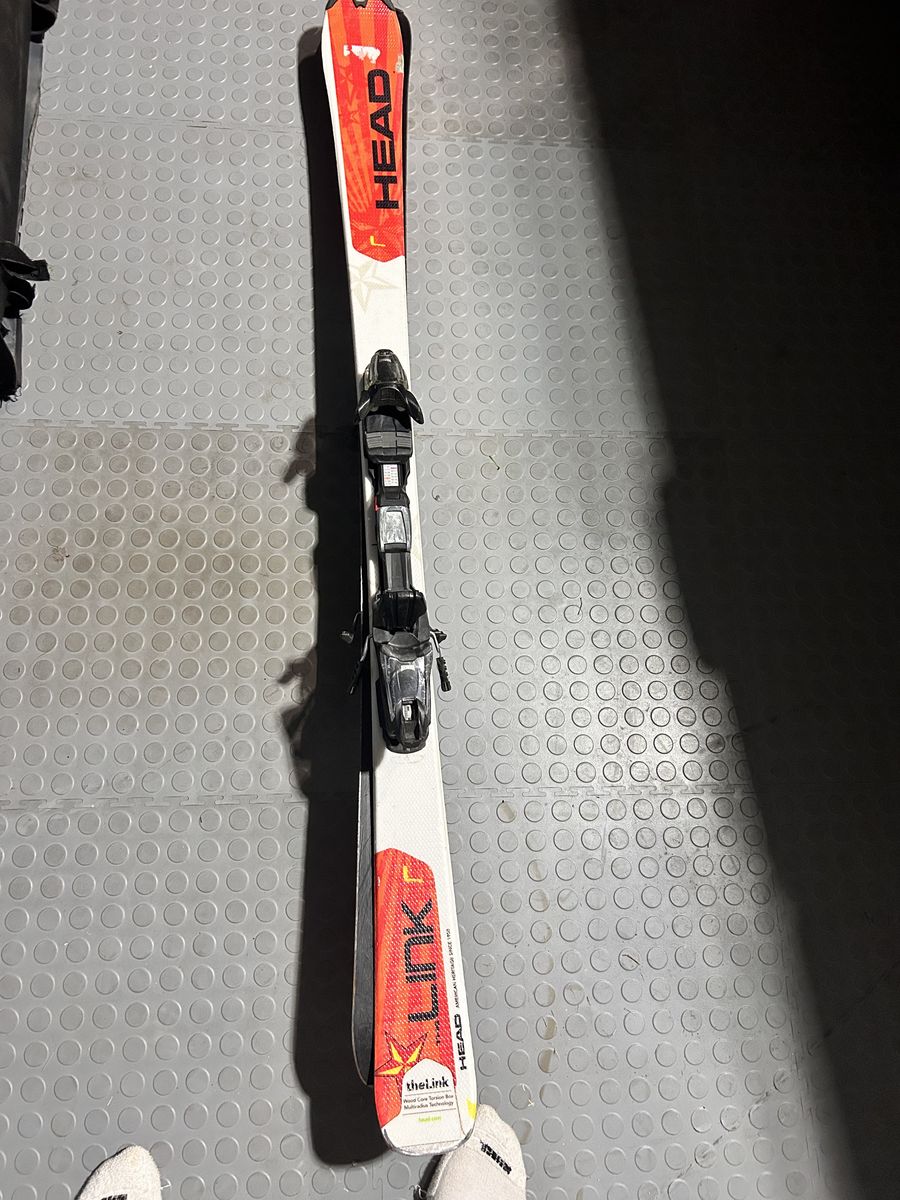 Skis