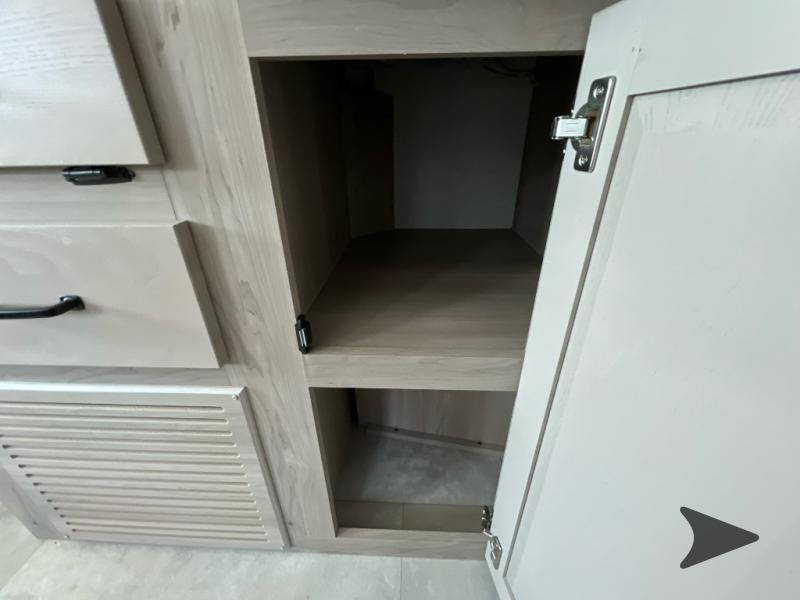 Main image 23