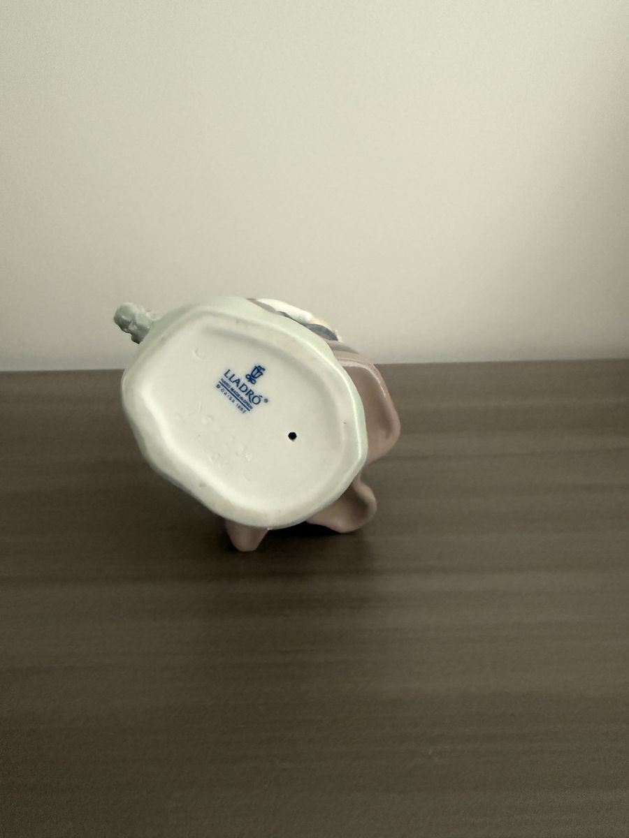 Main image 3