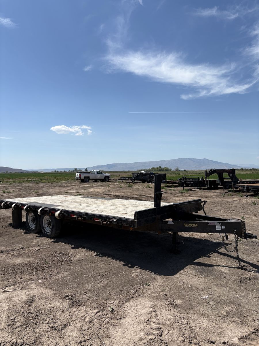 20 foot flatbed trailer