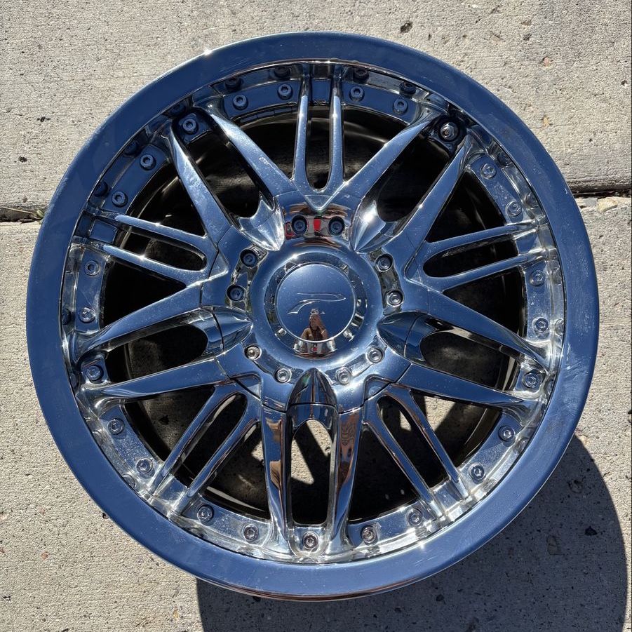 16x7 Chrome Wheels